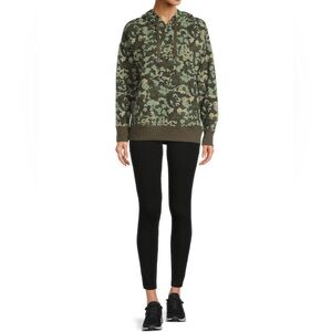 Athletic Works women’s 
Camo Hoodie Green Camouflage Hoodie